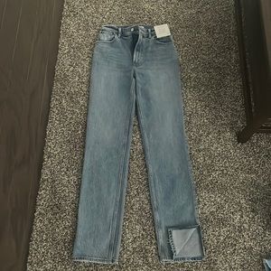 Abercrombie NWTs 90s straight jeans